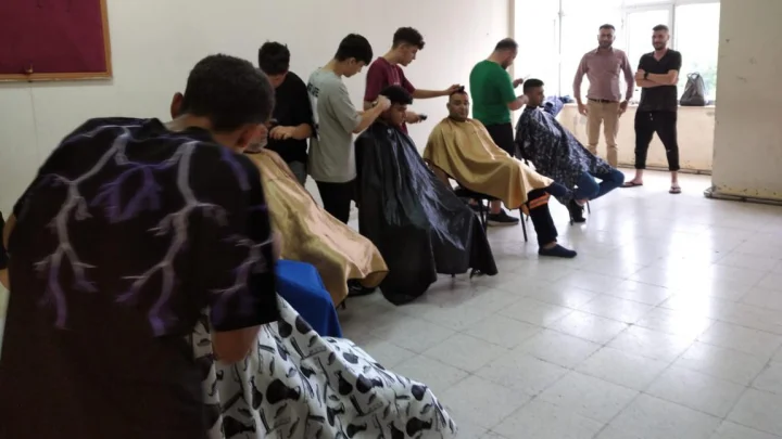 Berberlik stajı yapan MESEM öğrencileri